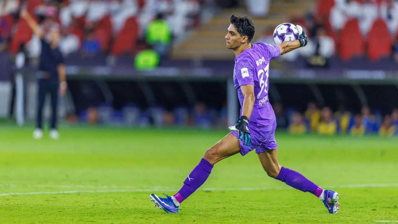 ما القنوات الناقلة لمباراة الهلال ونيوم في دوري روشن السعودي 2025-2026؟ وكيف تشاهدها عبر الإنترنت؟